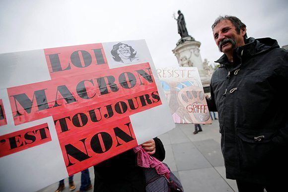 Protestas contra Macron y sus reformas laborales. Foto: Reuters.