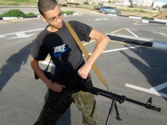 Hashem Abedi, de 20 años, es el hermano menor del atacante y fue arrestado Trípoli, la capital de Libia.