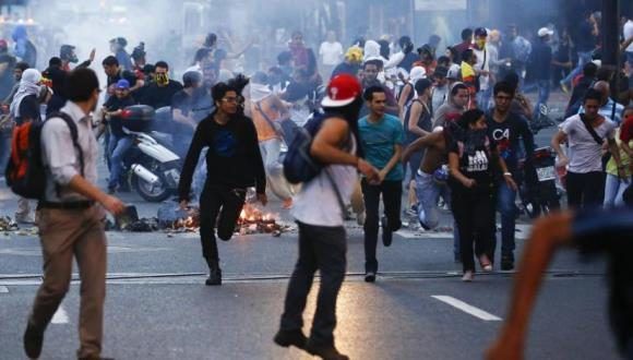 Sectores de la oposición generan violencia en Venezuela. Foto: Archivo.