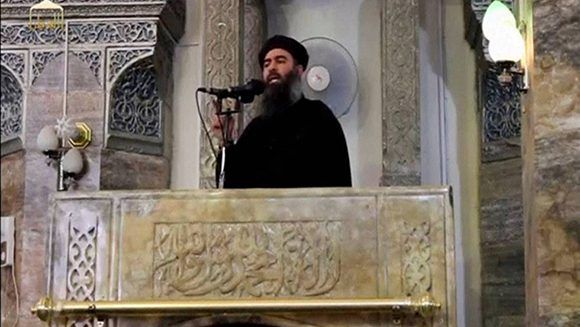 Abu Bakr al-Bagdadi, líder del Estado Islámico, durante su única aparición pública. Foto: Reuters.