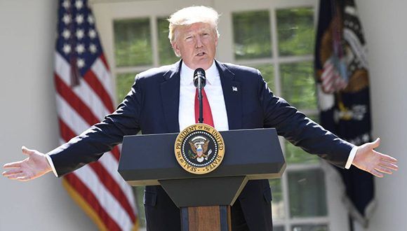 Donald Trump se desentiende del medio ambiente. Foto: AFP.