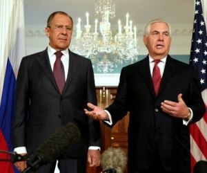 El canciller ruso, Serguei Lavrov, y el secretario de Estado norteamericano, Rex Tillerson. Foto: Reuters
