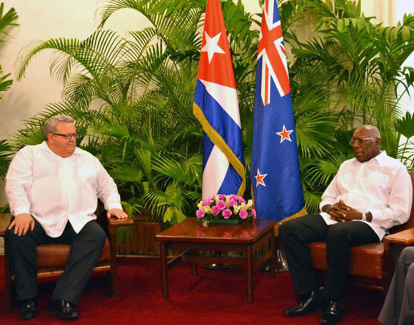 Cuban Vice President Received Foreign Minister from New Zealand