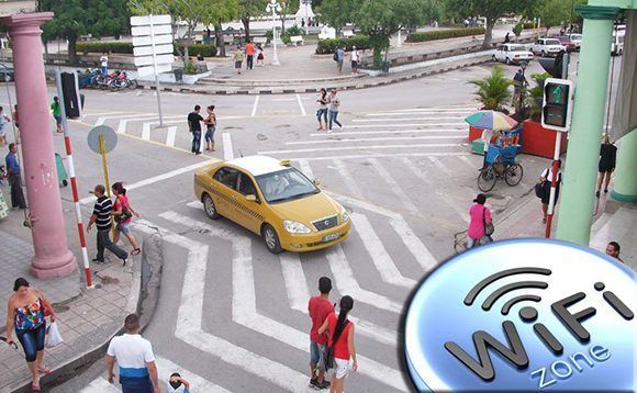 La provincia de Holguín ya tiene al menos una zona WiFi en cada municipio. Foto tomada de Visión desde Cuba.
