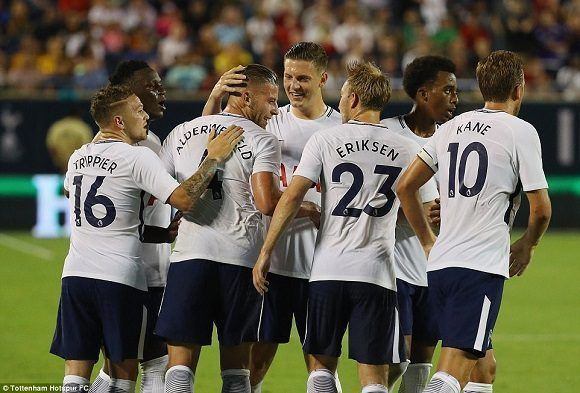 El Tottenham londinense se impuso con categoría al PSG en un amistoso de pretemporada. Foto: @Tottenham/ Twitter.