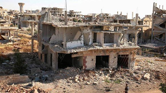 Así ha quedado la ciudad de Deraa luego del destrozo ocasionado por grupos terroristas financiados por las potencias occidentales para provocar la caída del presidente Bashar al-Ásad. Foto: Reuters.