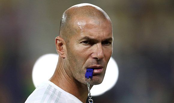 Zidadine Zidane, director técnico del Real Madrid, durante un entrenamiento. Foto: Reuters.