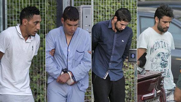 Dris Oukabir, Mohamed Houli Chemlal, Salah El Karib y Mohamed Aallaa. En vídeo, quiénes son los cuatro detenidos. Foto: EFE.