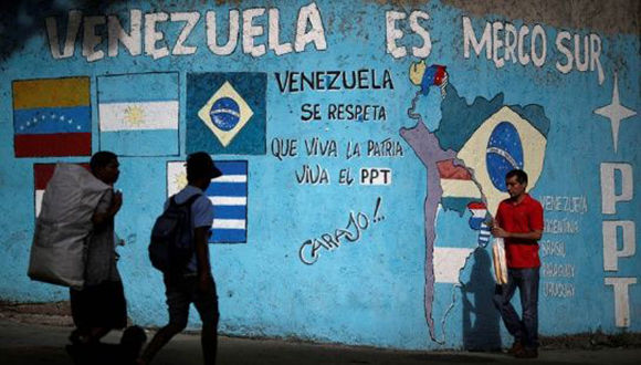 “A Venezuela no la sacarán del Mercosur jamás, porque nosotros somos el Mercosur”, afirmó Maduro este sábado. Foto: Reuters.