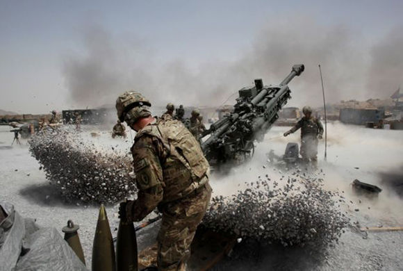 Estados Unidos entró a Afganistán para “expulsar al Talibán del poder” poco después del 11-S. En la imagen, de 2011, la artillería en Kandahar. Foto: Reuters.