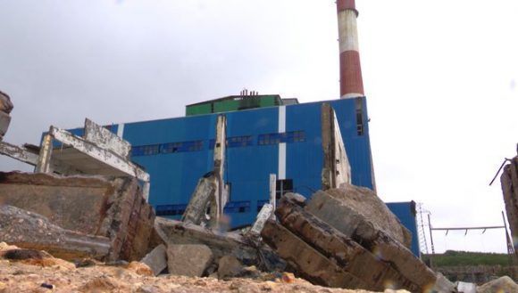Termoeléctrica Antonio Guiteras, en Matanzas. Foto: @pereiraraul59.