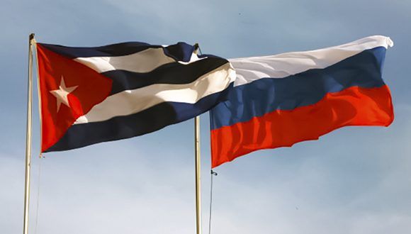 banderas-cuba-rusia