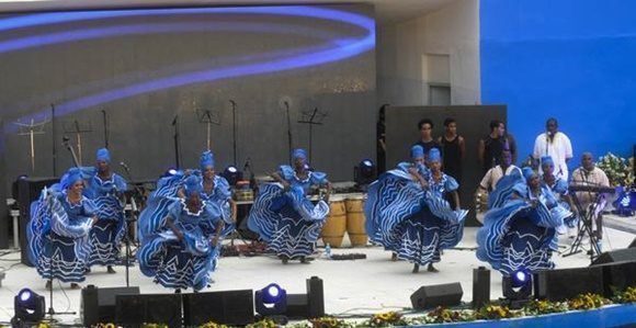 Participación del Conjunto Folclórico Nacional, durante el Acto de Reinauguración del Anfiteatro del Parque Lenin, en La Habana, Cuba, el 2 de septiembre de 2017 ACN FOTO/Oriol de la Cruz ATENCIO