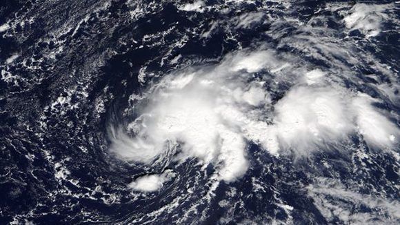 Ofelia afectó a las islas británicas todavía con la categoría de huracán. Luego se convirtió en una tormenta post-tropical. Foto: NASA.