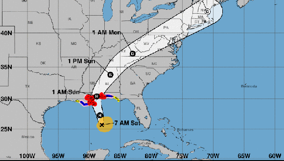 Durante la madrugada el huracán Nate ha mantenido el rumbo norte noroeste a razón de 35 kilómetros por hora, por aguas del Golfo de México. Imagen: NOAA.