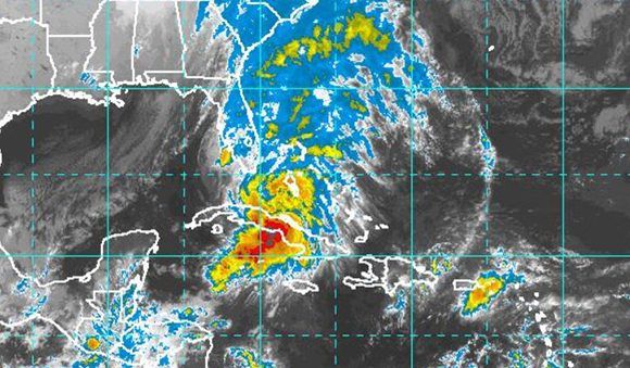 Las principales afectaciones de esta tormenta tropical sobre Cuba son las intensas lluvias en el centro y occidente del país. Imagen: NOAA/ Vía INSMET Cuba.