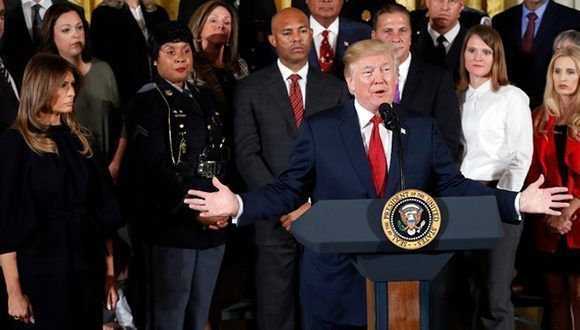 Donald Trump declara emergencia nacional en el área de la salud por crisis de drogas en EEUU. Foto: AP