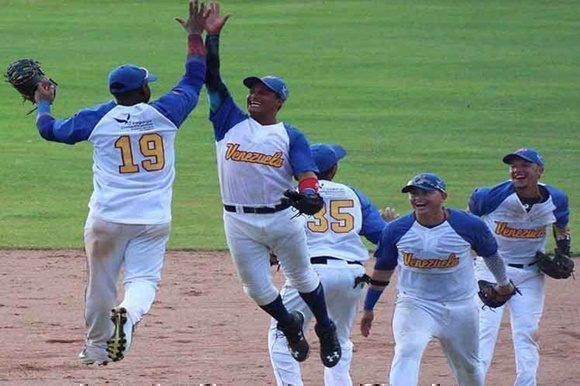 Venezuela mantiene invicto en Béisbol sub 23 al derrotar a Cuba