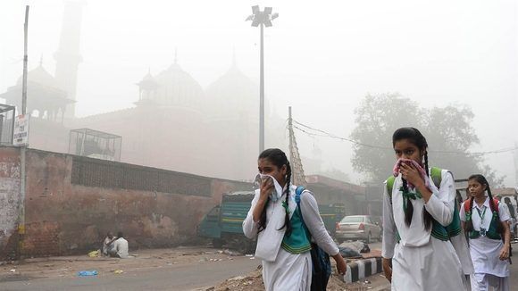 Smog o niebla contaminante en la capital de la India. Foto de internet.