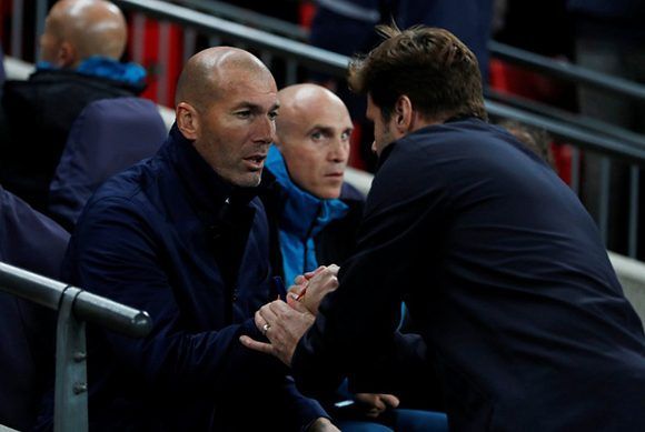 Zidane y Pochetino se saludan antes del partido. Foto: Action Image.