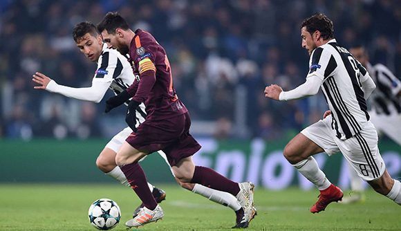 Messi comenzó en el banquillo, pero ni siquiera cuando saló al terreno de juego, el FC Barcelona mejoró su juego. Foto: AFP.