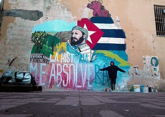 Mural dedicado a Fidel en Nápoles, Italia. Foto: @dianaespin/ Facebook.