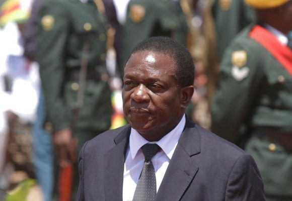 El nuevo mandatario de Zimbabwe. Foto: The Sun.