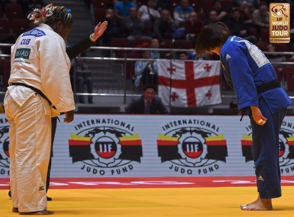 La judoca Idalis Ortiz conquistó la medalla de plata en los más de 78 kilogramos, en la segunda y última jornada del Máster de San Petersburgo. Foto. Sitio del torneo.