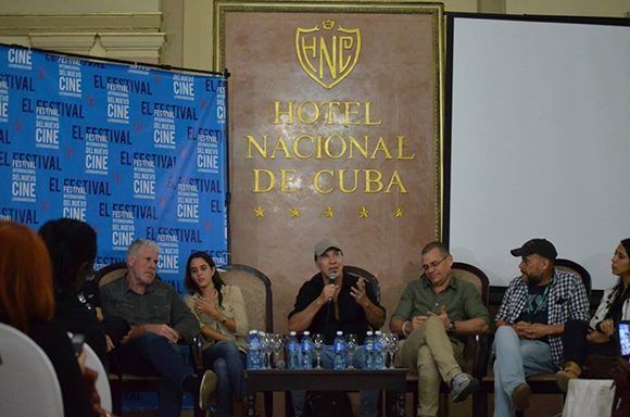 Conferencia de prensa sobre la película Sergio Serguéi en el Hotel Nacional. Foto: Habana Film Festival/ Facebook.