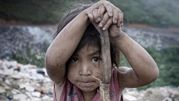 La pobreza, no obstante, sigue teniendo rostro de niños y mujeres en América Latina. Foto: UNICEF.