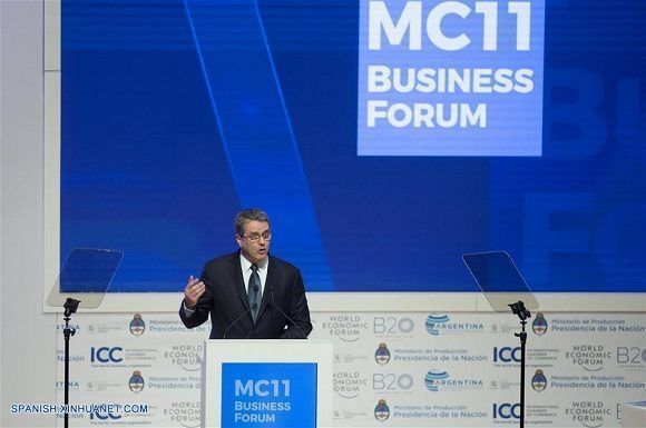 El director general de la Organización Mundial del Comercio (OMC), Roberto Azevedo, pronuncia un discurso durante el Foro Empresarial MC11 en el marco de la XI Conferencia Ministerial (11CM) de la Organización Mundial del Comercio (OMC), en Buenos Aires. Argentina. Foto: Martín Zabala/Xinhua