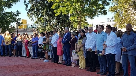 Diaz-Canel attends festivities for anniversary 330 of Santa Clara City