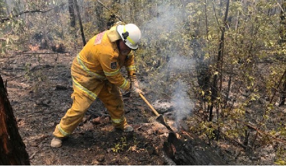 Continúa emergencia por incendios en Australia