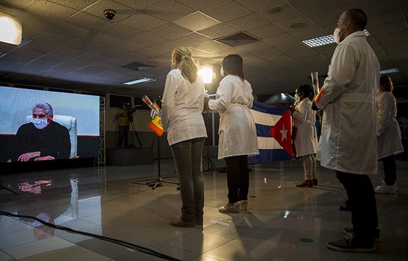 medicos cubanos que enfrentaron la COVID 19 en Andorra 4