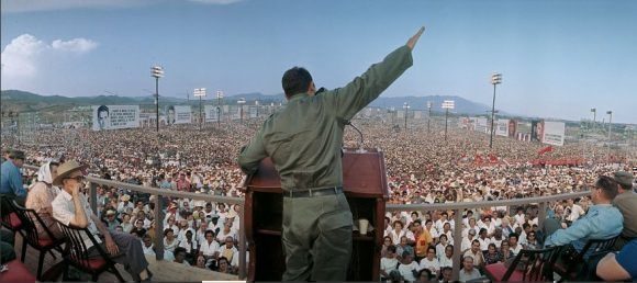 Fidel el 26 de julio de 1967 en Santiago de Cuba