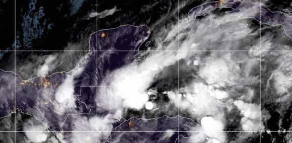 Establece Cuba fase informativa ante proximidad de depresión tropical Eta