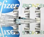 La FDA aprobó el 11 de diciembre el uso de la vacuna de Pfizer para los mayores de 16 años de edad. Foto: El Periódico.