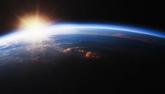Durante el perihelio, la Tierra está a unos 147,2 millones de kilómetros del Sol. Foto: Teknoloji.