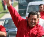 El Presidente de Venezuela , Hugo Chavez, arriba a la provincia de Santa Clara. Foto: Ismael Francisco/ Cubadebate.