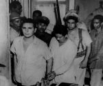 Fidel y otros asaltantes del Cuartel Moncada son hechos prisioneros. Foto: Archivo.