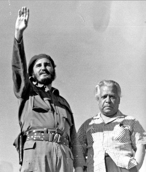 Fidel Castro y Nicolás Guillén, artífices de la Uneac. Foto: Archivo.