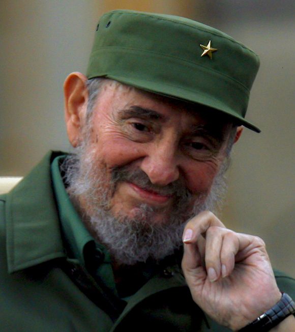 Fidel en el acto de celebración del aniversario 50 de los CDR. Foto: Ismael Francisco/ Cubadebate.
