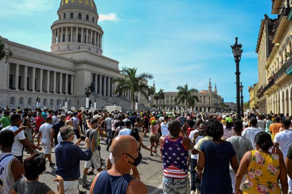 Protestas en Cuba e1634085252866