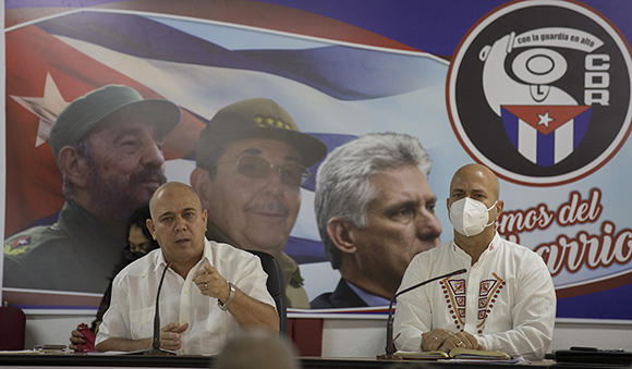 El miembro del Buró Político y secretario de organización del PCC, Roberto Morales Ojeda participó en la clausura del V Pleno de la Dirección Nacional de los CDR. Foto: Ismael Francisco/ Cubadebate.