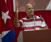El Héroe de la República de Cuba, Gerardo Hernández, felicitó a todos los donantes de sangre del país. Foto: Ismael Francisco /Cubadebate.