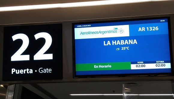 Aerolíneas Argentinas vuela de nuevo a La Habana