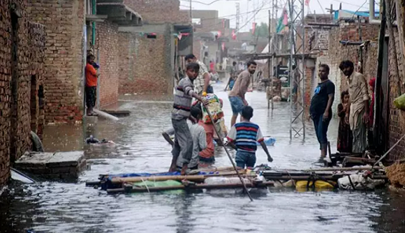 Inundaciones en Pakistán dejan más de mil muertos en medio de un escenario catastrófico (+ Video)
