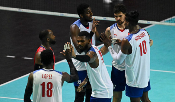 Técnicos extranjeros seducidos por selección cubana de voleibol