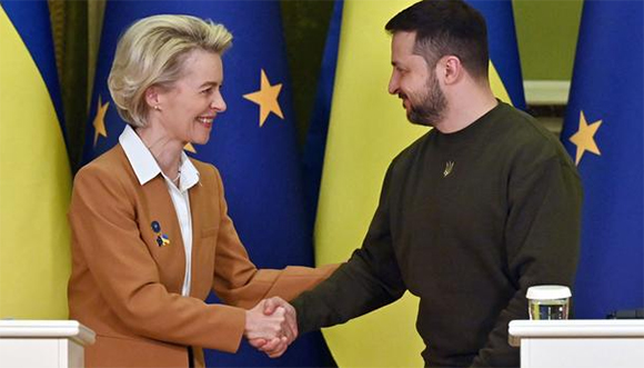 Unión Europea entrenará a 30 000 soldados ucranianos
