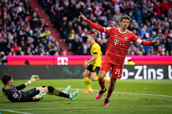 Thomas Müller lidera la victoria del Bayern sobre el Dortmund en el clásico alemán
